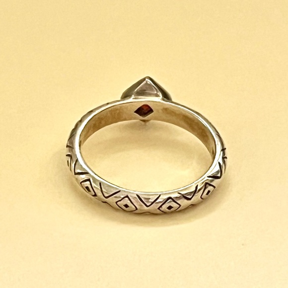 🌀Brighton 🎉rare vintage🎉 • silver abstract triangle ring with purple stone - Picture 10 of 13